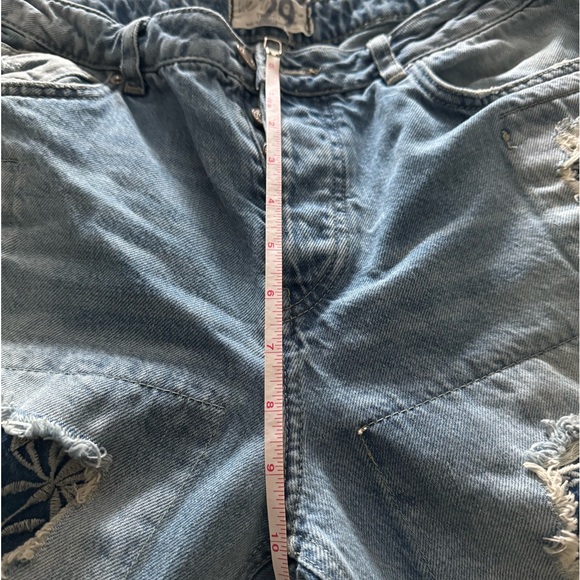 Free People “ desert rose” sold out … size 29 in excellent condition - Picture 5 of 9